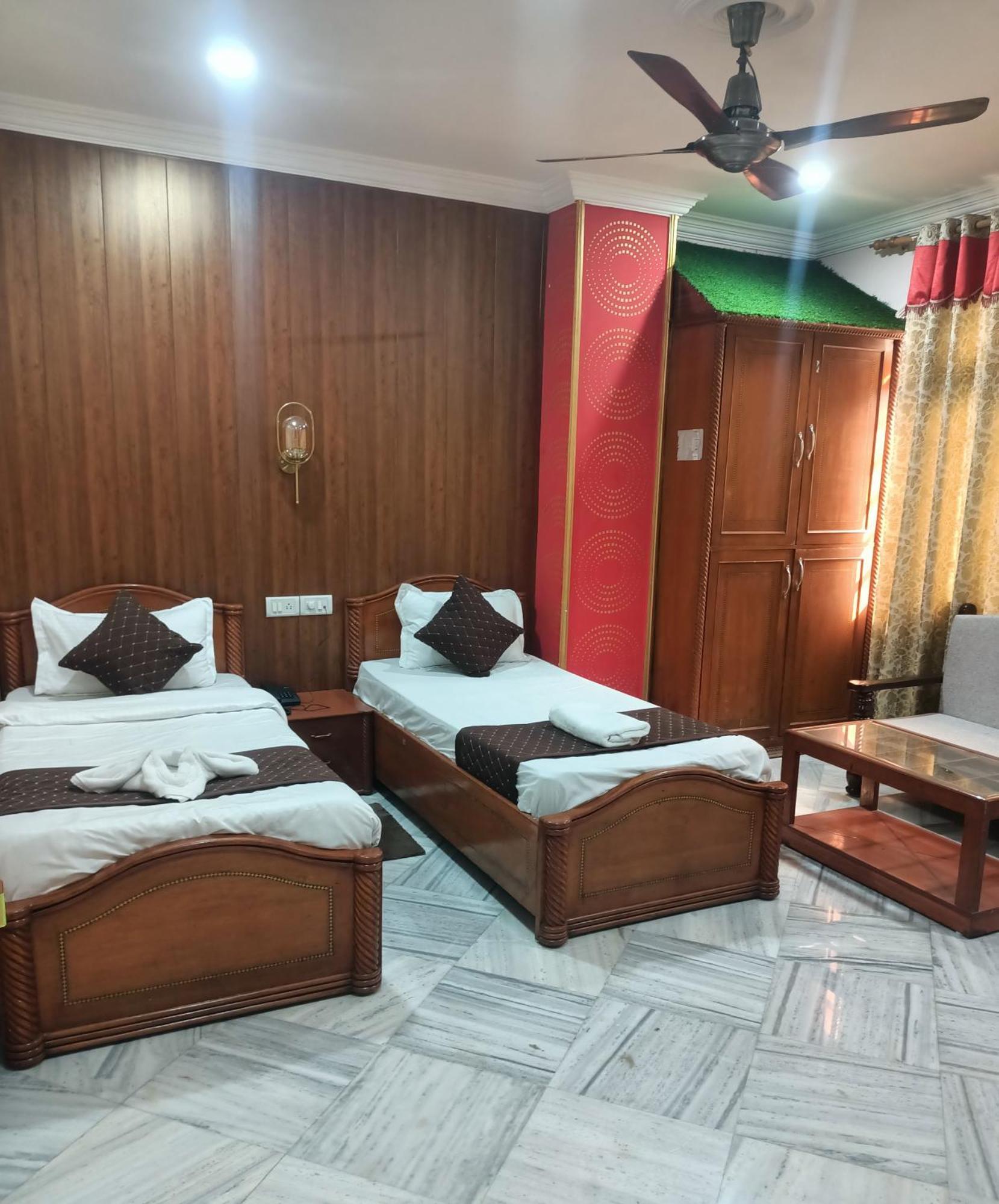 Hotel Riz Varanasi Eksteriør bilde